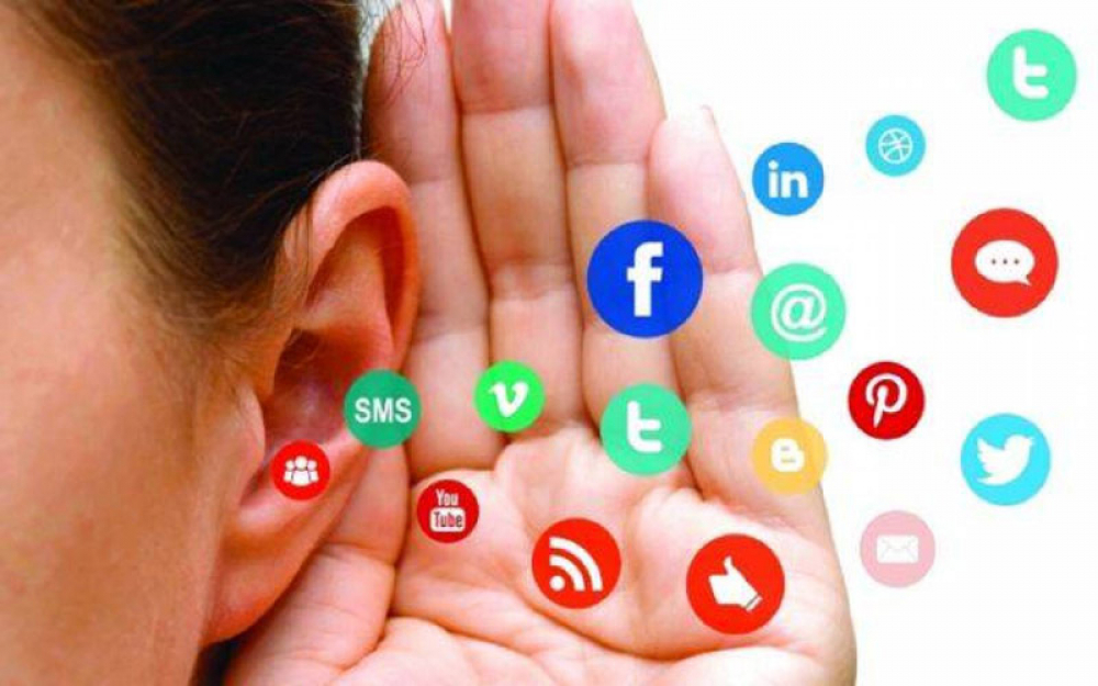 الشائعات كثيراً في وسائل التواصل الإجتماعي